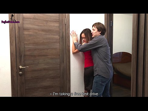 ❤️ Inmobiliario sexyak sentsualki kolpatzen du bere pussy eta izorratzen du bere apartamentua saltzen duen bitartean - Krempai ️❌ Pornografia gogorra pornoan eu.doujin-sexy.ru ❌️